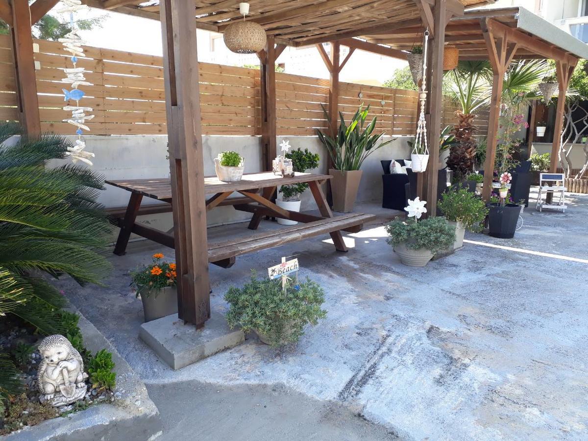 Almirikia Apartments Μουρτερή Εξωτερικό φωτογραφία